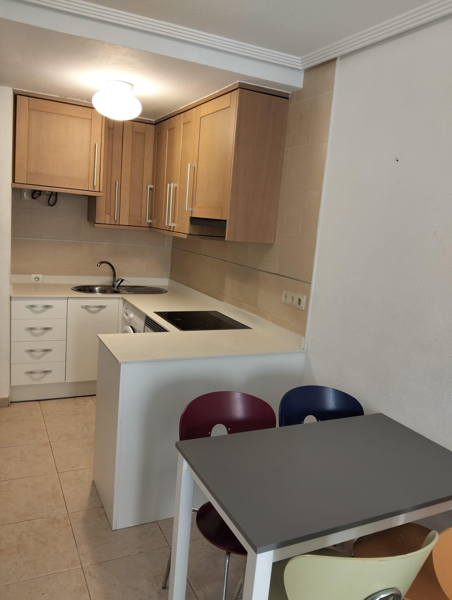 Imagen 3 Piso en venta en Santa Pola / Centro de Santa Pola cerca de todo los servicios 