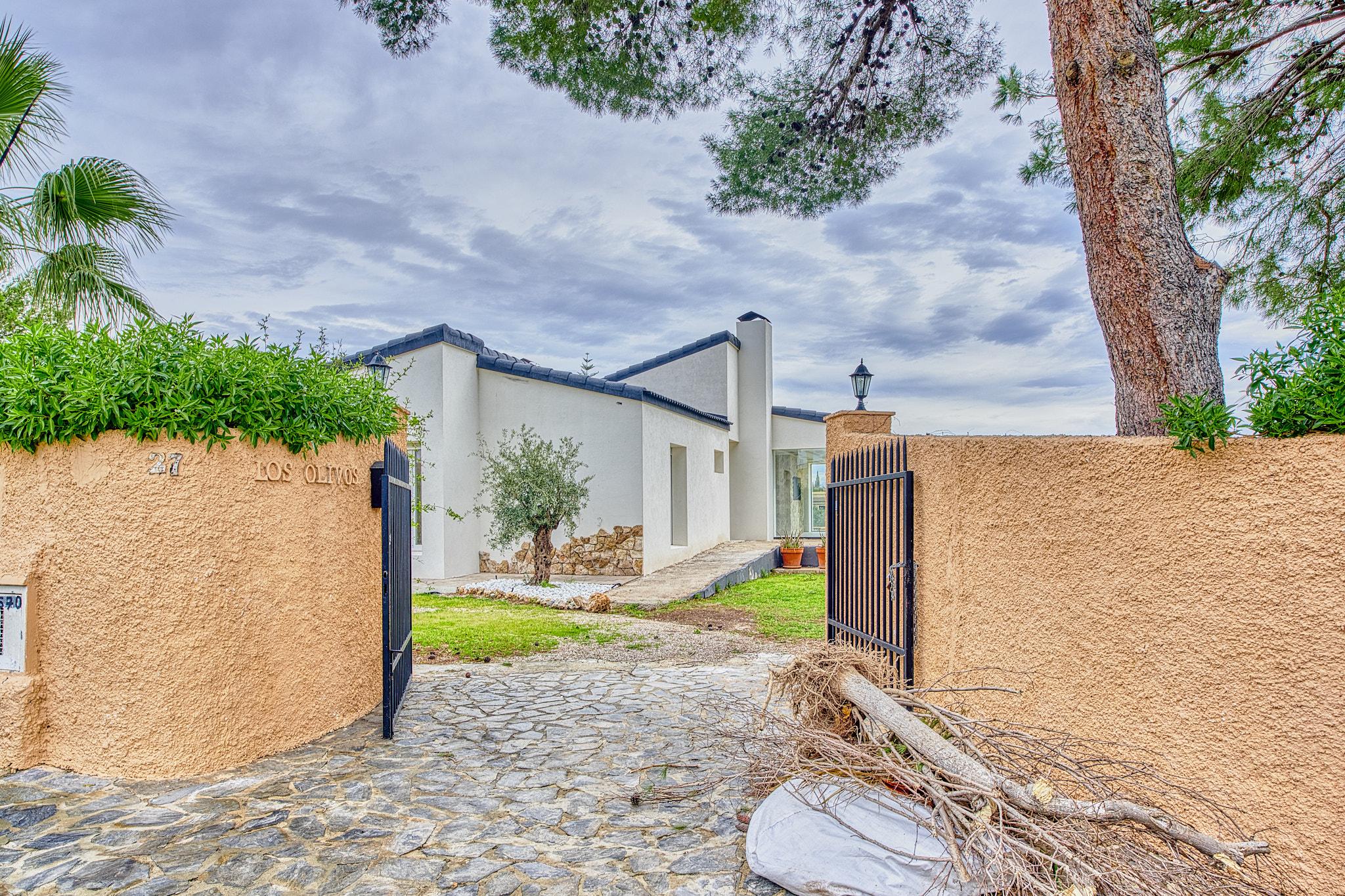 Imagen 3 Casa Aislada en venta en Elche/elx / Carretera Elche- Santa Pola