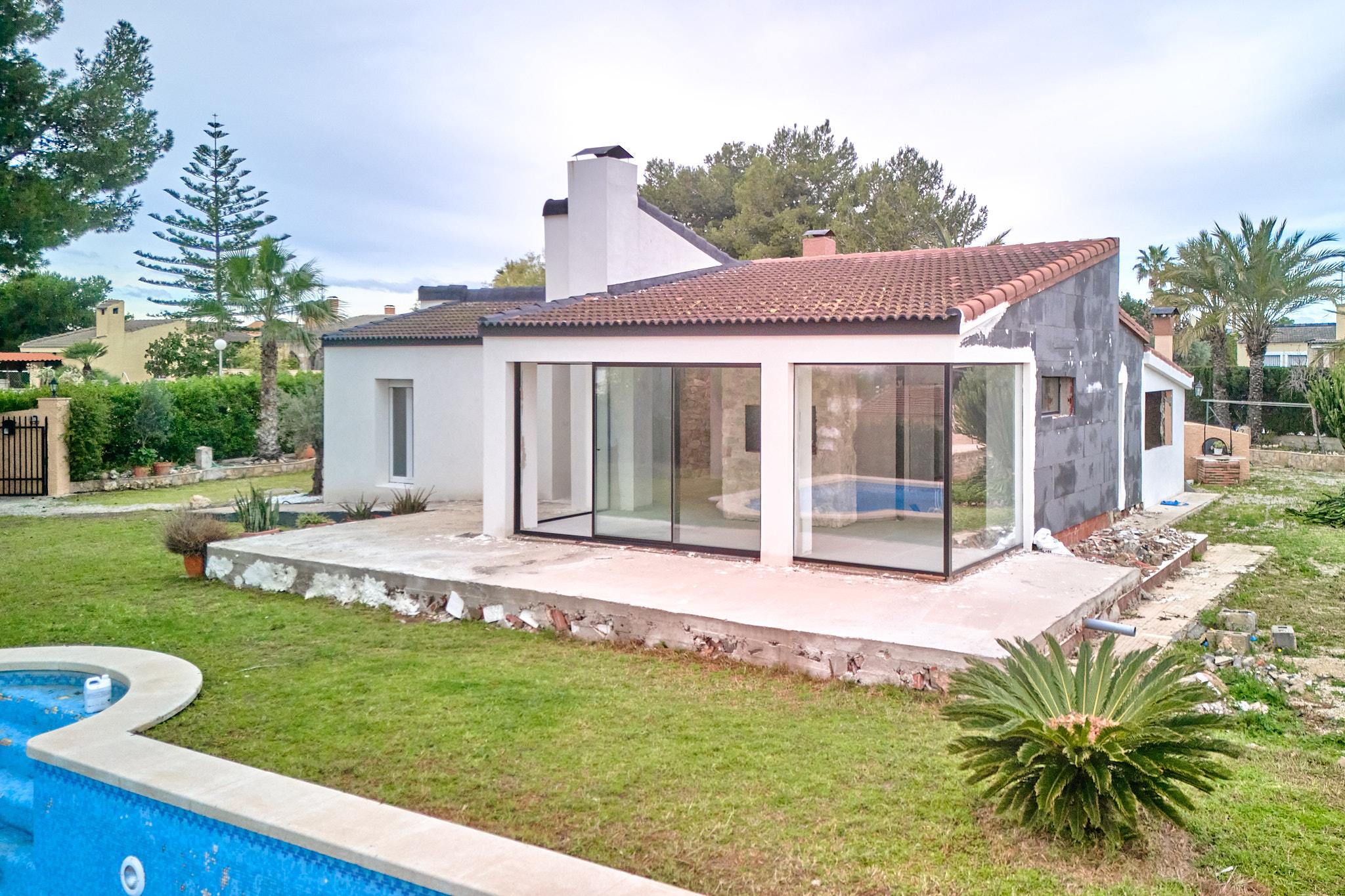 Imagen 6 Casa Aislada en venta en Elche/elx / Carretera Elche- Santa Pola