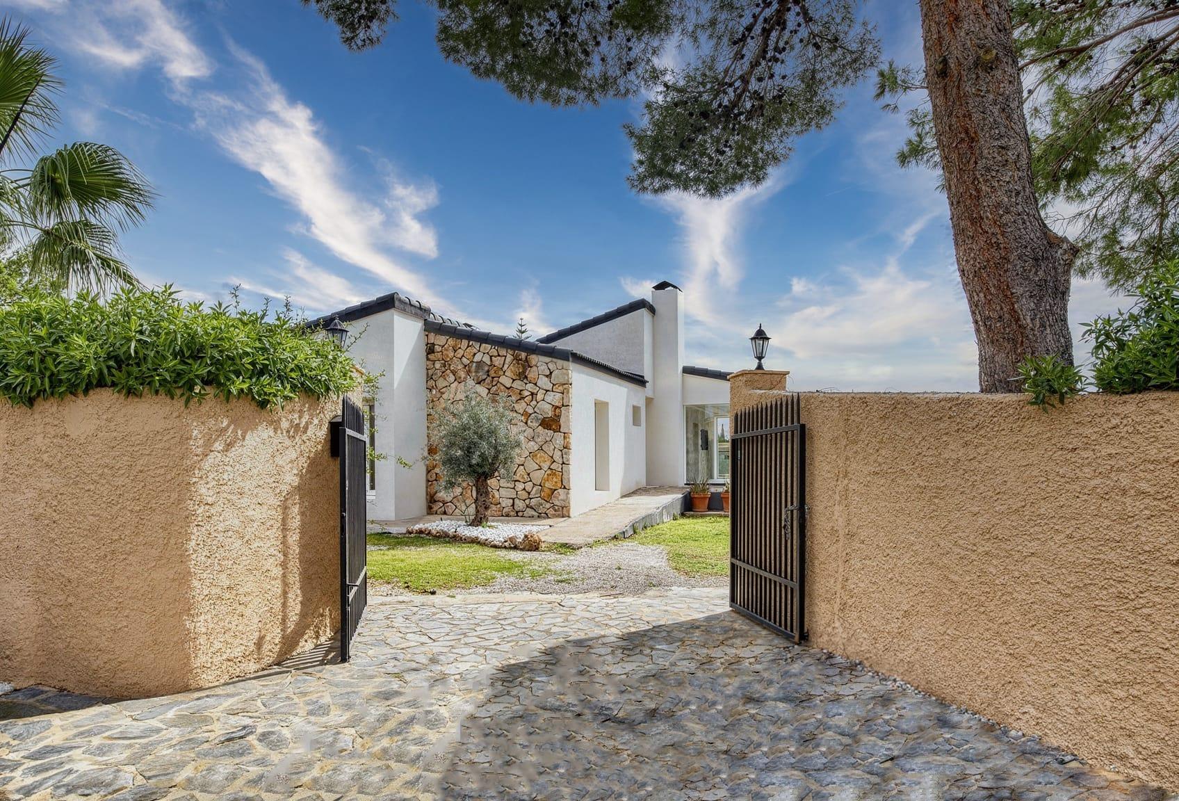 Imagen 3 Casa Aislada en venta en Elche/elx / Carretera Elche- Santa Pola