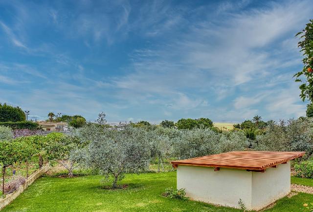 Imagen 30 Inmueble 300836 - Casa Aislada en venta en Elche/elx / Carretera Elche- Santa Pola