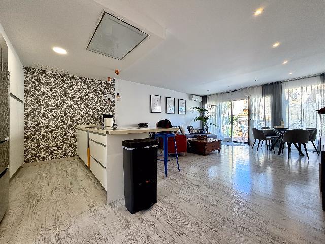 Imagen 2 Inmueble 301237 - Casa Adosada en venta en Santa Pola / Urbanizacion El Faro. Gran Alacant