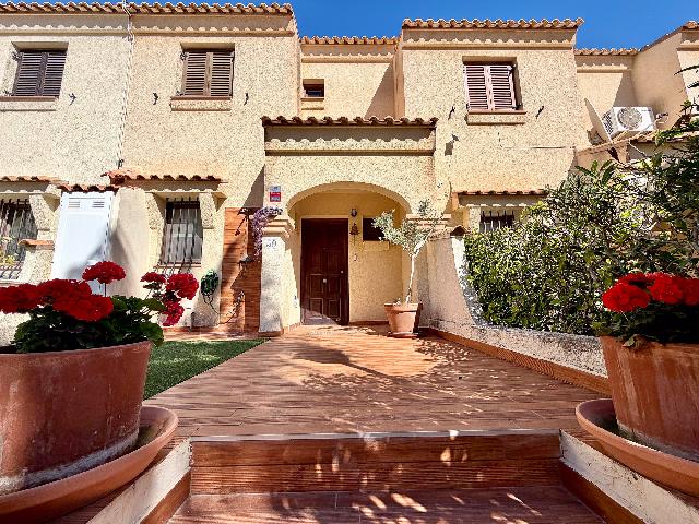 Imagen 22 Inmueble 301237 - Casa Adosada en venta en Santa Pola / Urbanizacion El Faro. Gran Alacant