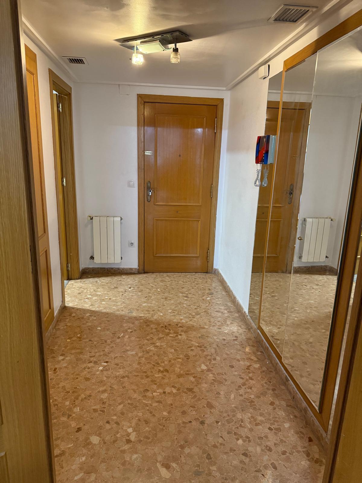 Imagen 12 Piso en venta en Alicante/alacant / Bellea del Foc - Junto Plza de Castalla