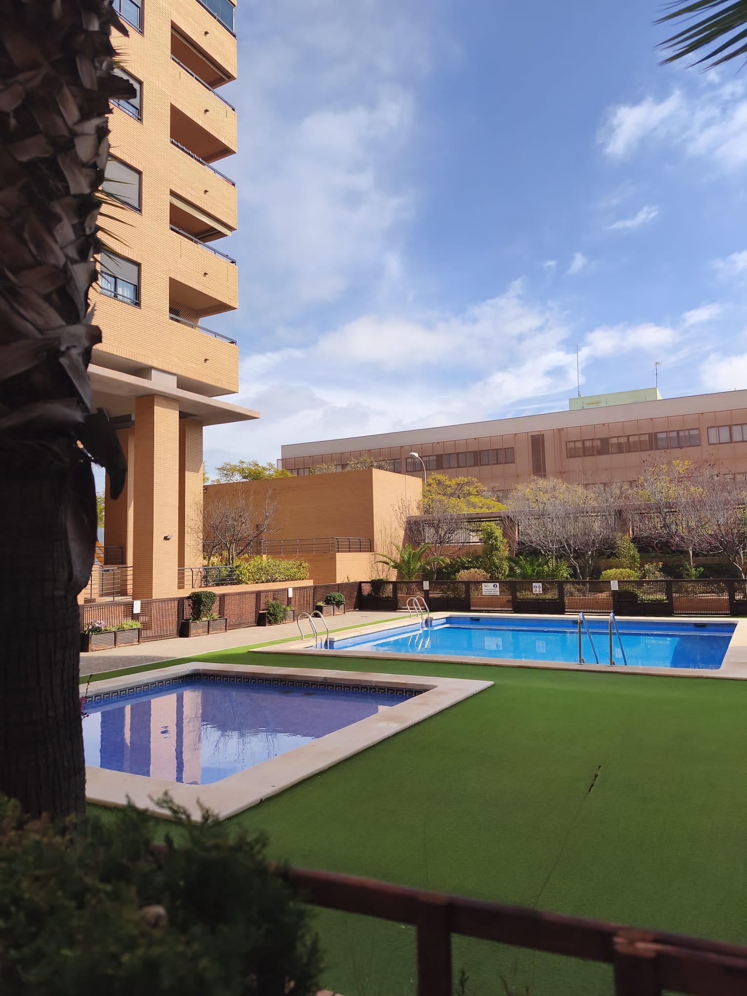 Imagen 3 Piso en venta en Alicante/alacant / Bellea del Foc - Junto Plza de Castalla