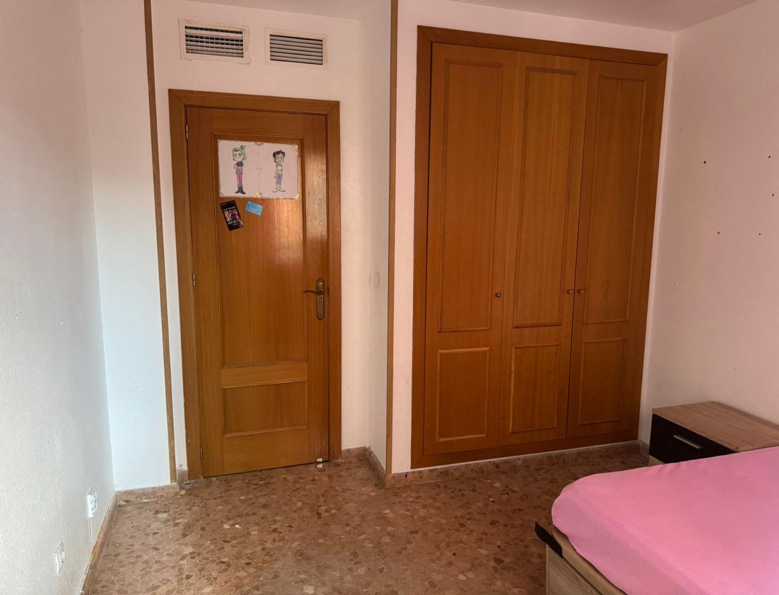 Imagen 16 Piso en venta en Alicante/alacant / Bellea del Foc - Junto Plza de Castalla