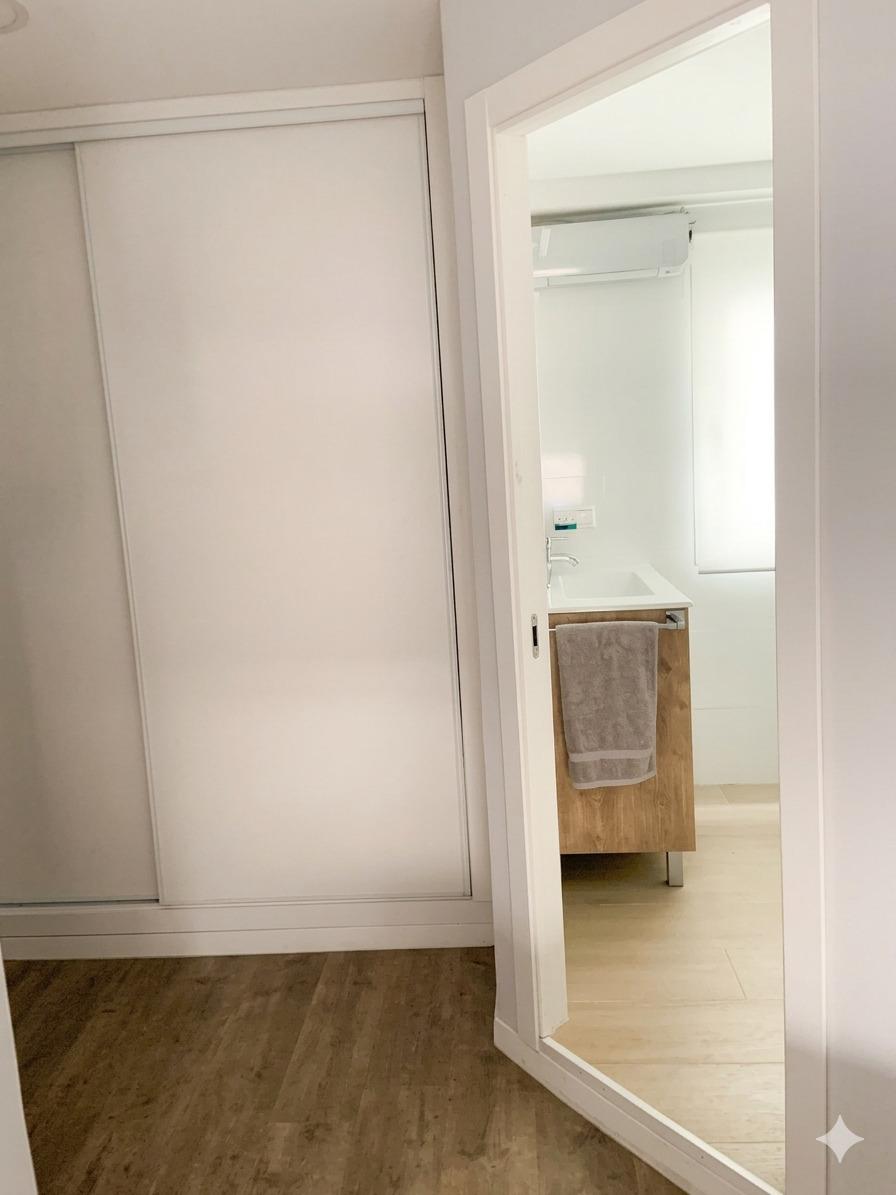 Imagen 12 Apartamento en venta en Alicante/alacant / A pocos minutos de El Corte Inglés y zona de Be...