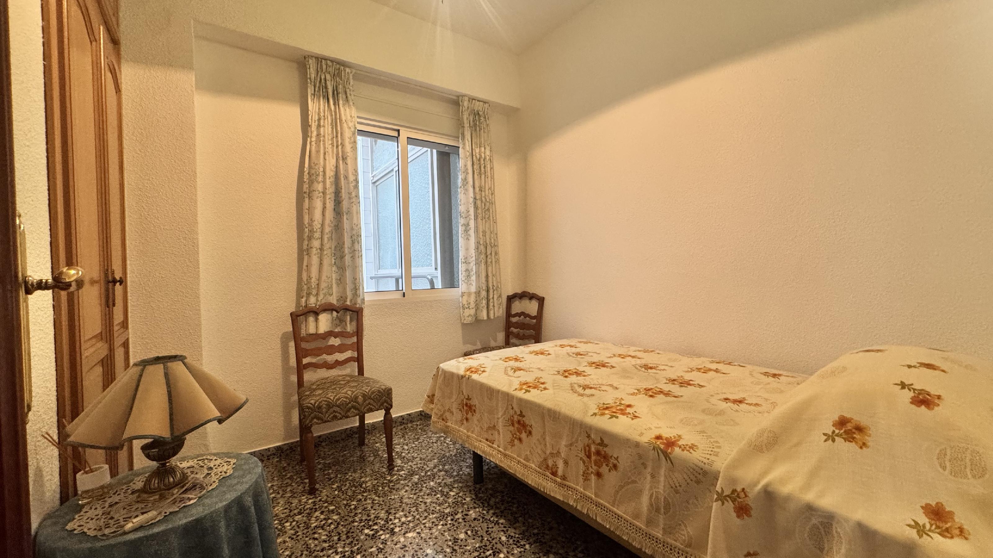 Imagen 19 Apartamento en venta en Alicante/alacant / Entre Mercado y Luceros