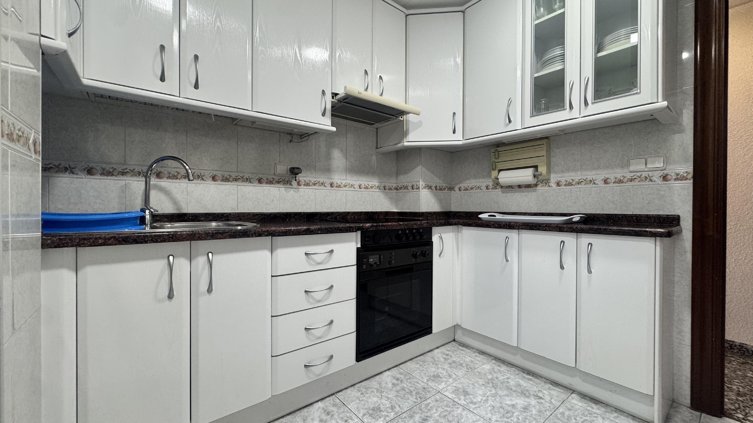 Imagen 9 Apartamento en venta en Alicante/alacant / Entre Mercado y Luceros