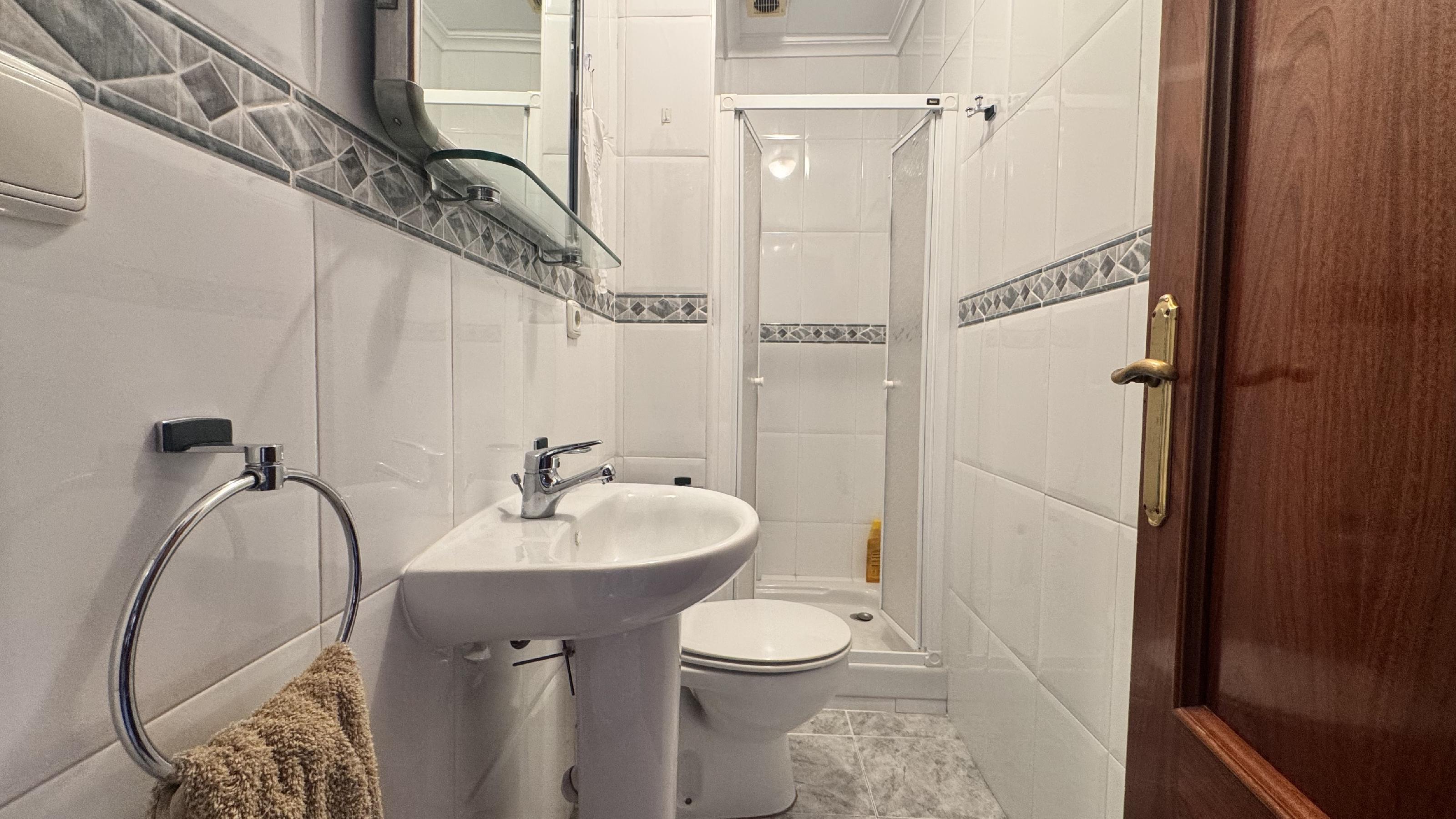 Imagen 10 Apartamento en venta en Alicante/alacant / Entre Mercado y Luceros