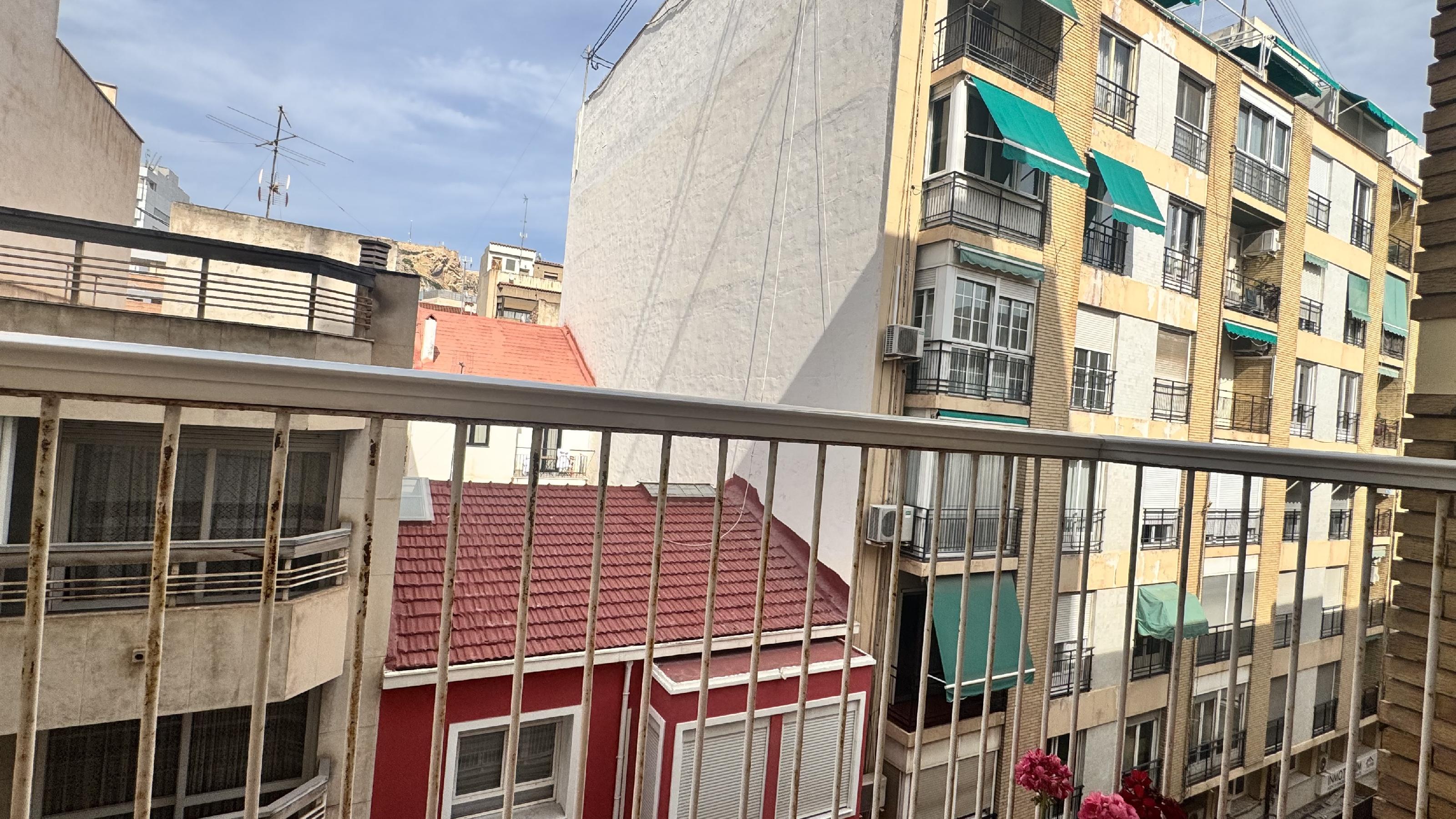 Imagen 13 Apartamento en venta en Alicante/alacant / Entre Mercado y Luceros