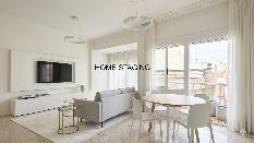 Apartamento en venta. Piso muy céntrico, entre la plaza de los Luceros y Mercado Central, de 3 habitaciones y 2 baños, con balcón y vistas al castillo - Widok 4