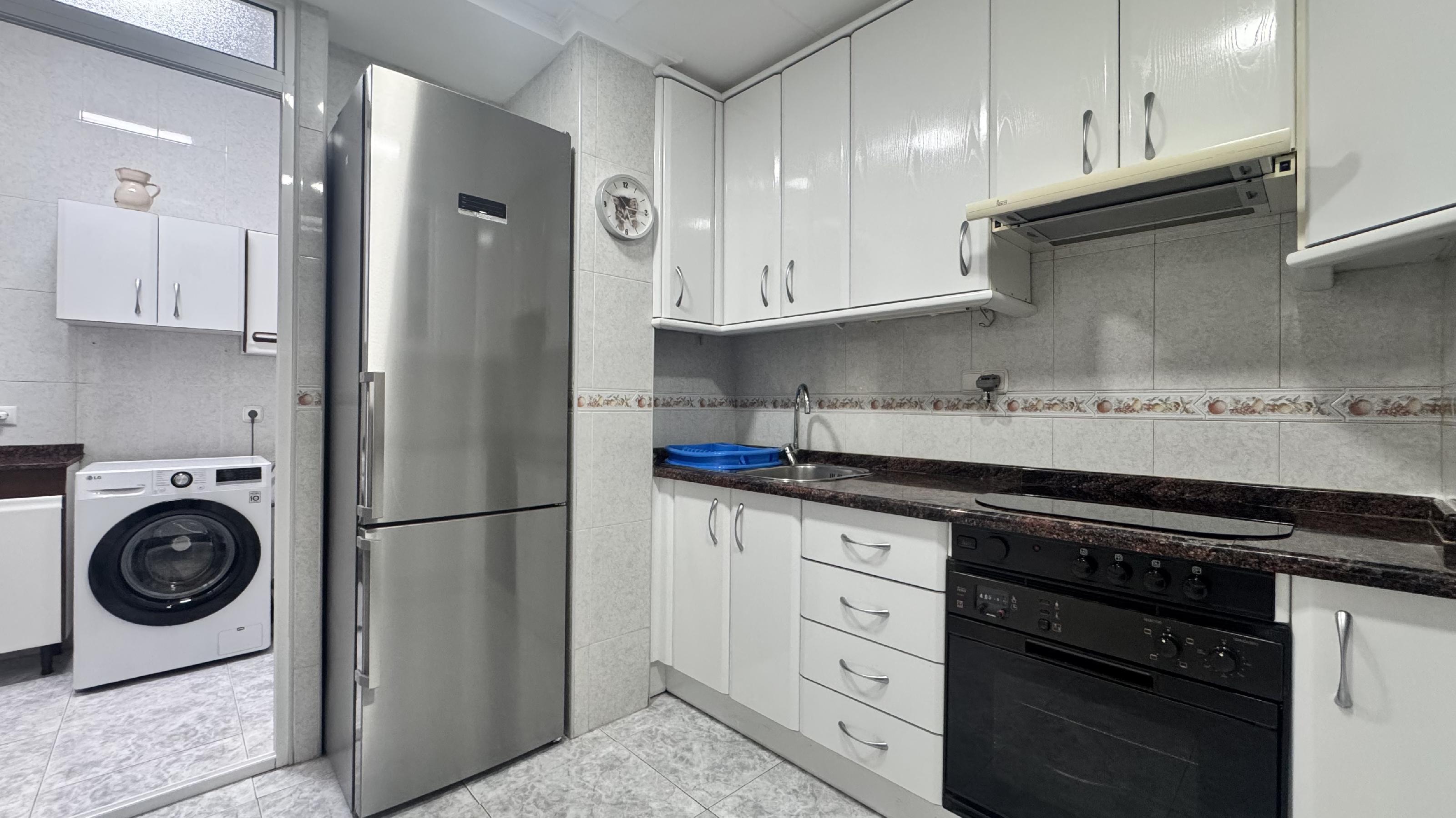 Imagen 22 Apartamento en venta en Alicante/alacant / Entre Mercado y Luceros
