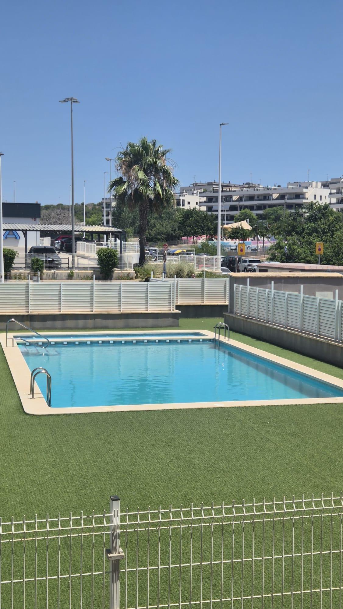 Imagen 1 Piso en venta en Santa Pola / C. Levante - C.Otilia