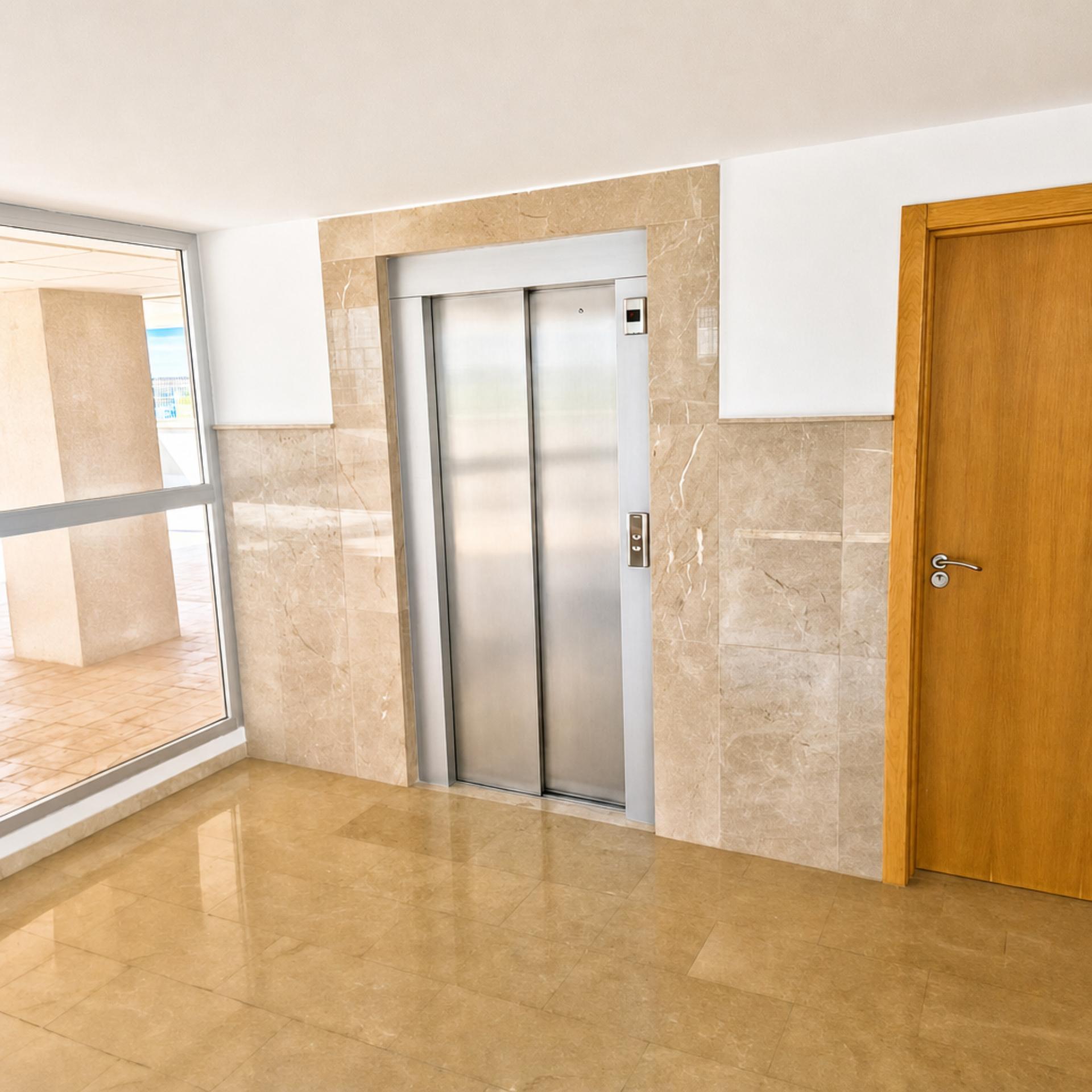 Imagen 3 Piso en venta en Santa Pola / C.Otilia - C.Levante