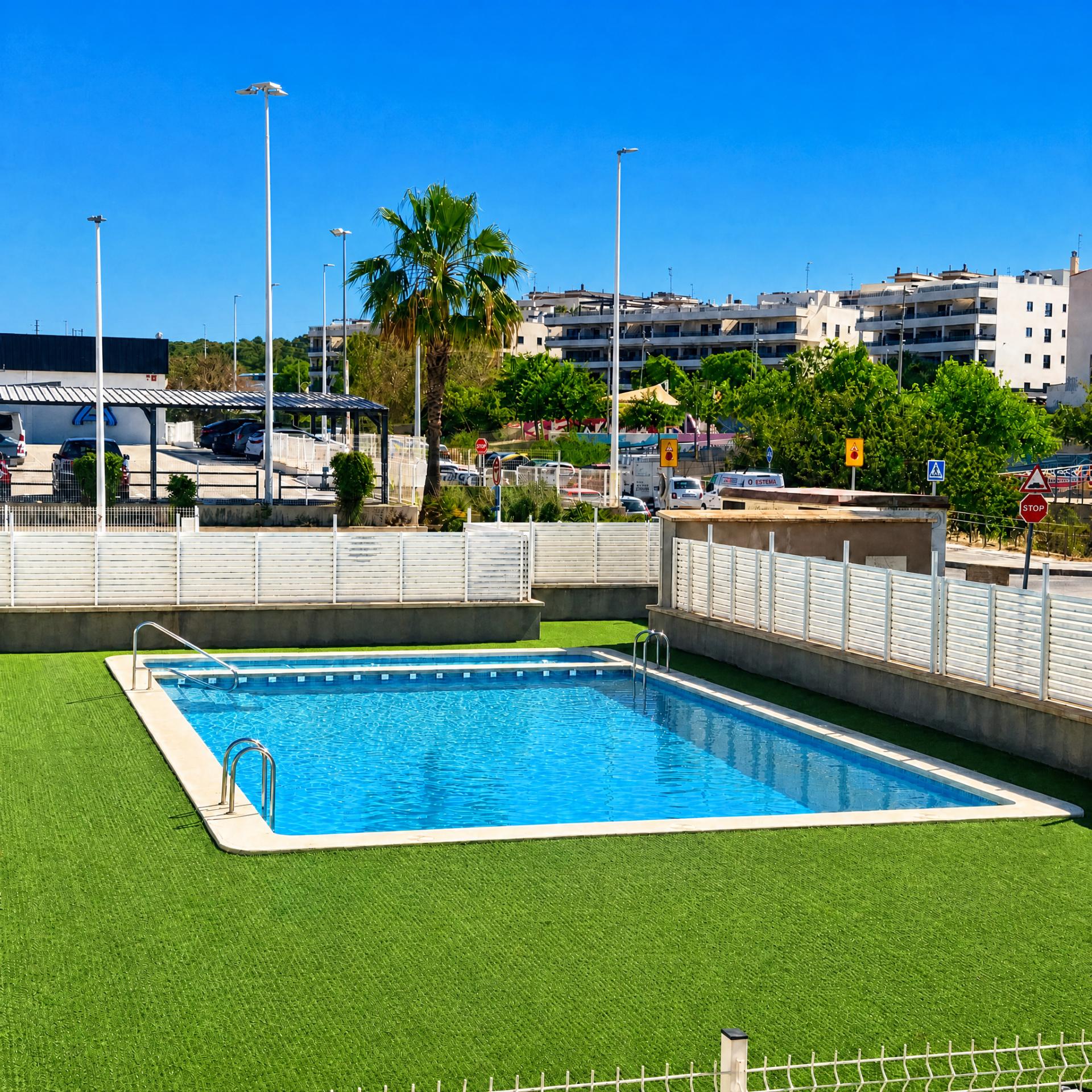 Imagen 1 Piso en venta en Santa Pola / C.Otilia - C.Levante