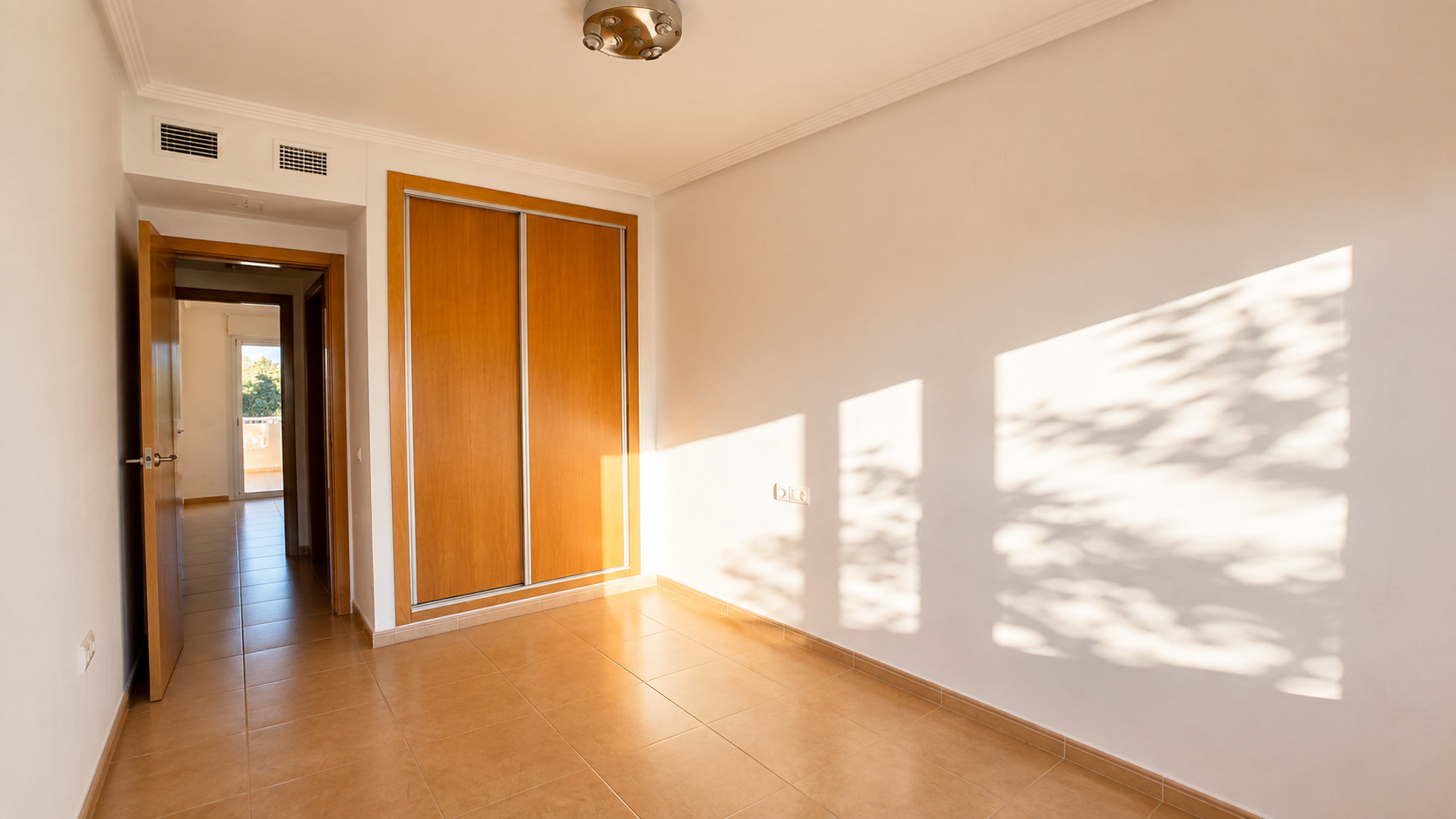 Imagen 17 Piso en venta en Santa Pola / C. Levante - C.Otilia