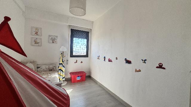 Imagen 10 Inmueble 303721 - Piso en venta en Alicante/alacant / Cerca del Hospital General y Centro Comercial Gran Vía.