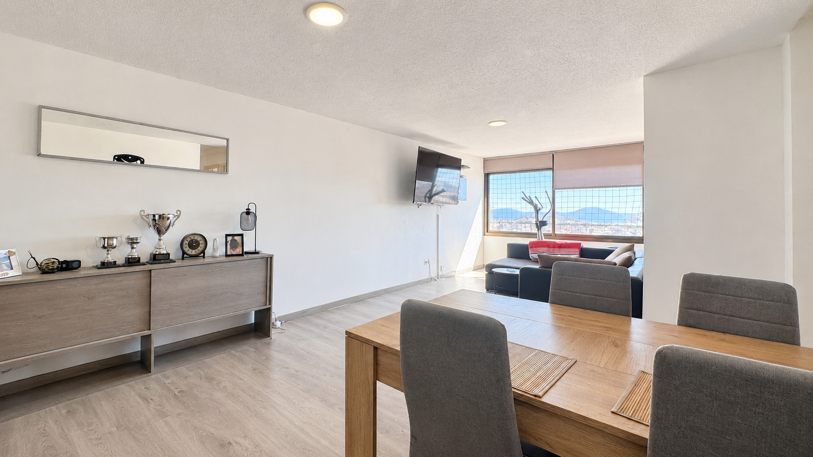 Imagen 4 Piso en venta en Alicante/alacant / Cerca del Hospital General y Centro Comercial Gran Vía.