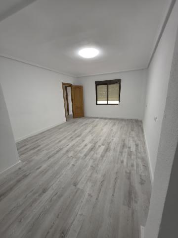 Imagen 24 Inmueble 304271 - Piso en venta en Alicante/alacant / Av. Novelda 