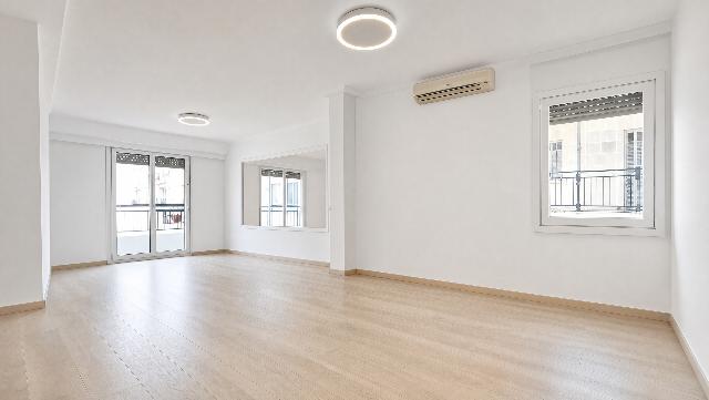 Imagen 1 Inmueble 304271 - Piso en venta en Alicante/alacant / Av. Novelda - Venezuela