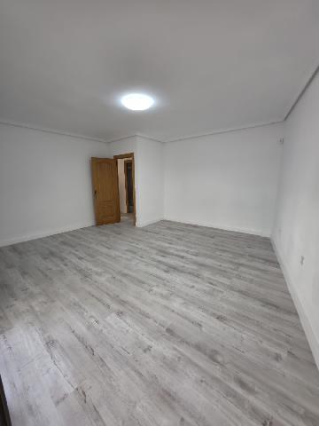 Imagen 27 Inmueble 304271 - Piso en venta en Alicante/alacant / Av. Novelda 