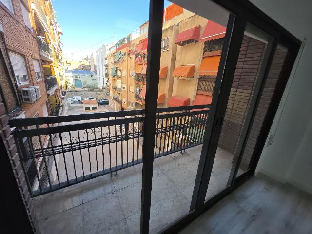 Imagen 9 Inmueble 304271 - Piso en venta en Alicante/alacant / Av. Novelda 