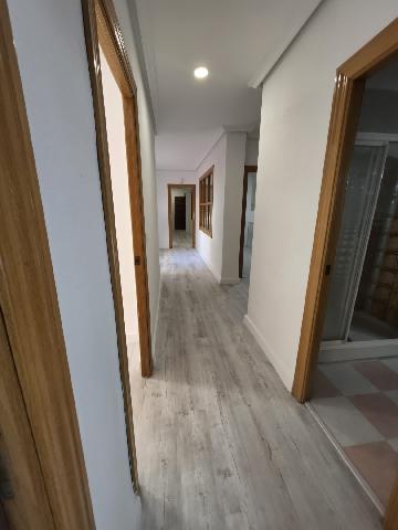 Imagen 5 Inmueble 304271 - Piso en venta en Alicante/alacant / Av. Novelda 