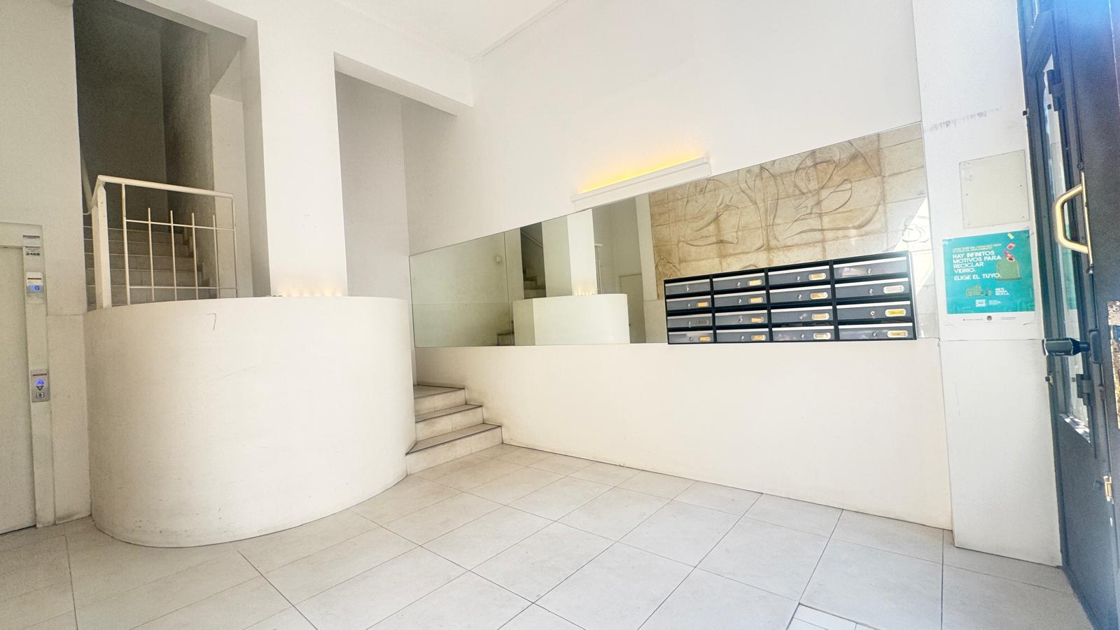 Imagen 2 Local Comercial en venta en Alicante/alacant / Calle Berenguer de Marquina