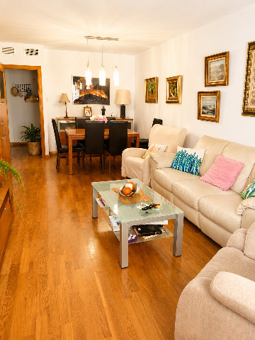 Imagen 1 Inmueble 305148 - Piso en venta en Alicante/alacant /  A un paso del Mercado Central y la Plaza de Toros