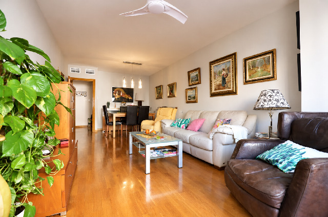 Imagen 1 Inmueble 305148 - Piso en venta en Alicante/alacant /  A un paso del Mercado Central y la Plaza de Toros