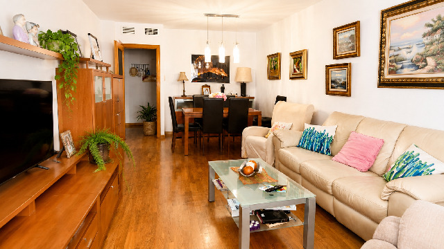Imagen 2 Inmueble 305148 - Piso en venta en Alicante/alacant /  A un paso del Mercado Central y la Plaza de Toros