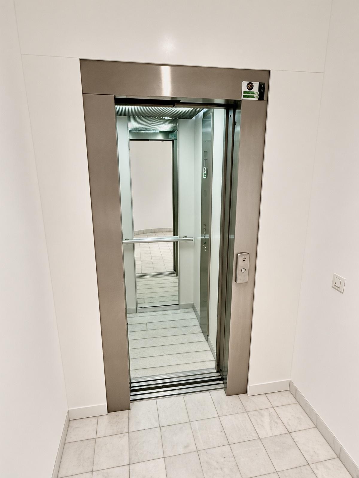 Imagen 10 Apartamento en venta en Alicante/alacant / Centro de Alicante, cerca de la Explanada.