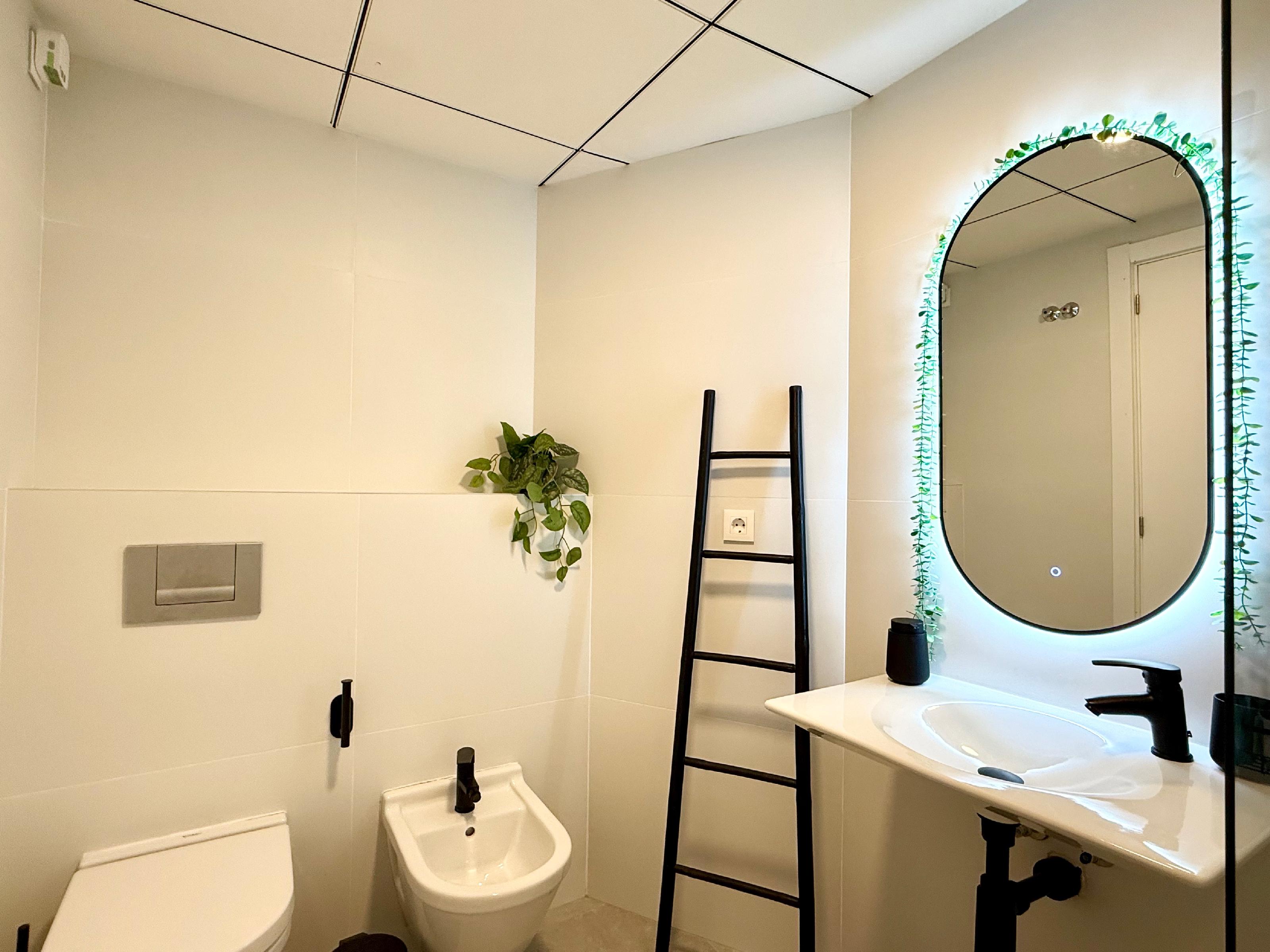 Imagen 7 Apartamento en venta en Alicante/alacant / Centro de Alicante, cerca de la Explanada.