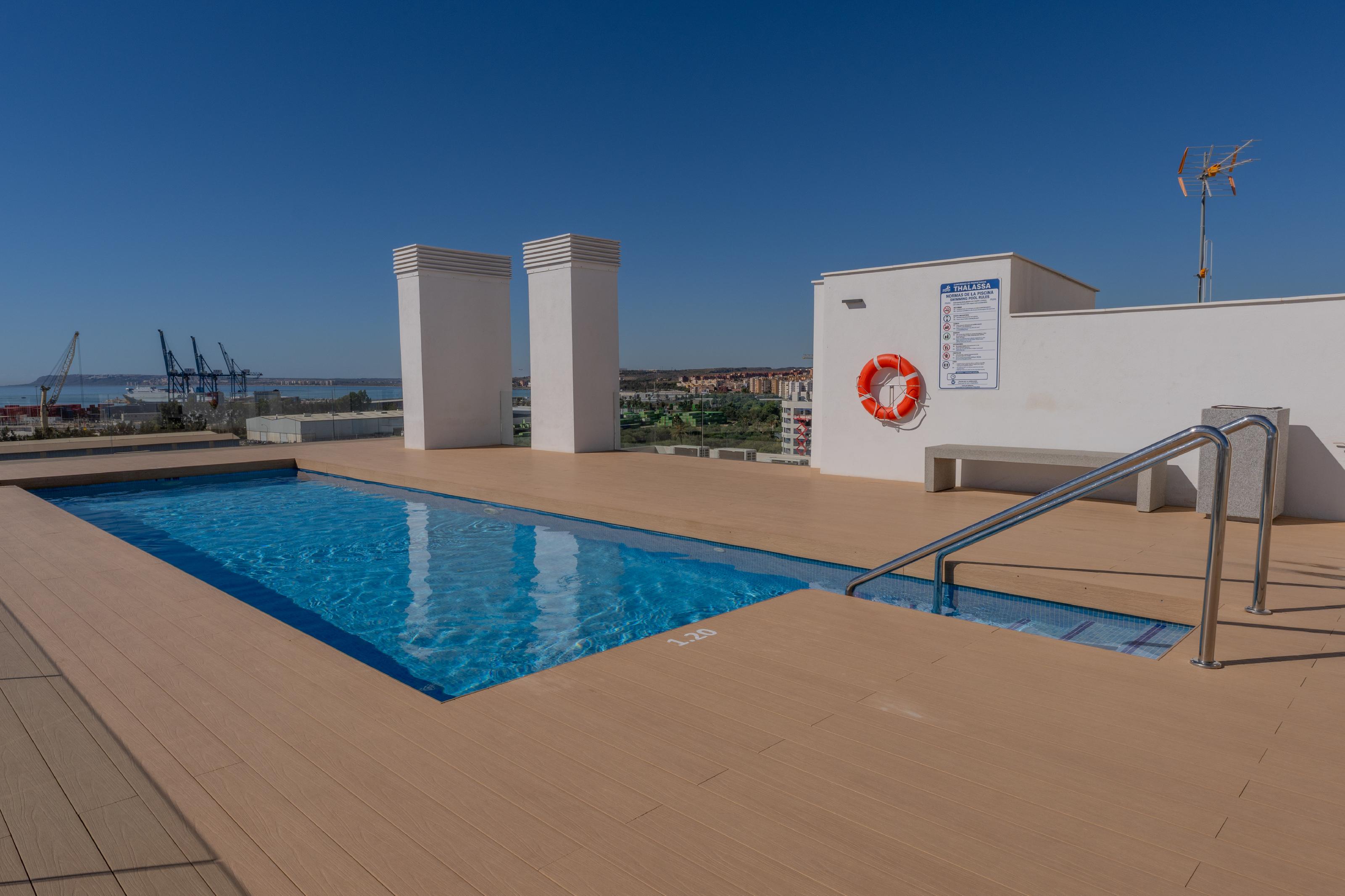 Imagen 2 Ático en venta en Alicante/alacant / Junto a Avenida de Elche y Benalúa
