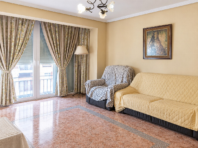 Imagen 3 Inmueble 305867 - Piso en venta en Alicante/alacant / Cerca del Mercado Central y la Rambla