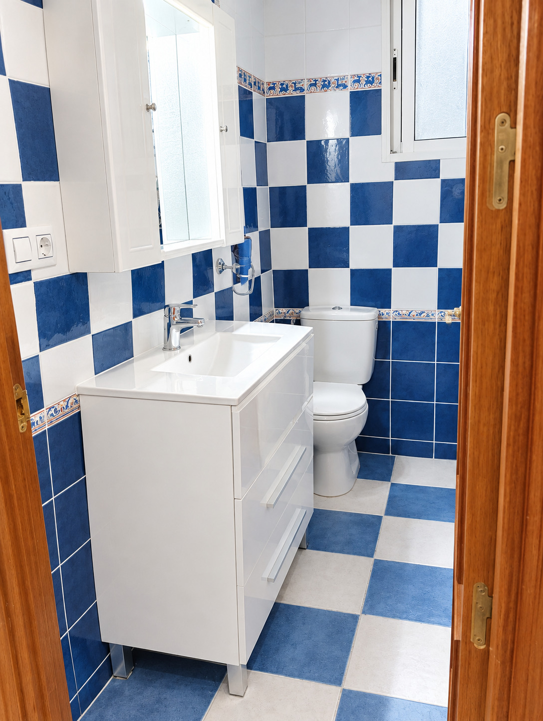 Imagen 13 Piso en venta en Alicante/alacant / Cerca del Mercado Central y la Rambla