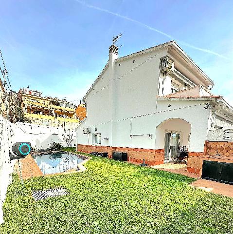 Imagen 6 Inmueble 301738 - Casa Aislada en venta en Calafell / Núcleo Urbano de Segur de Calafell