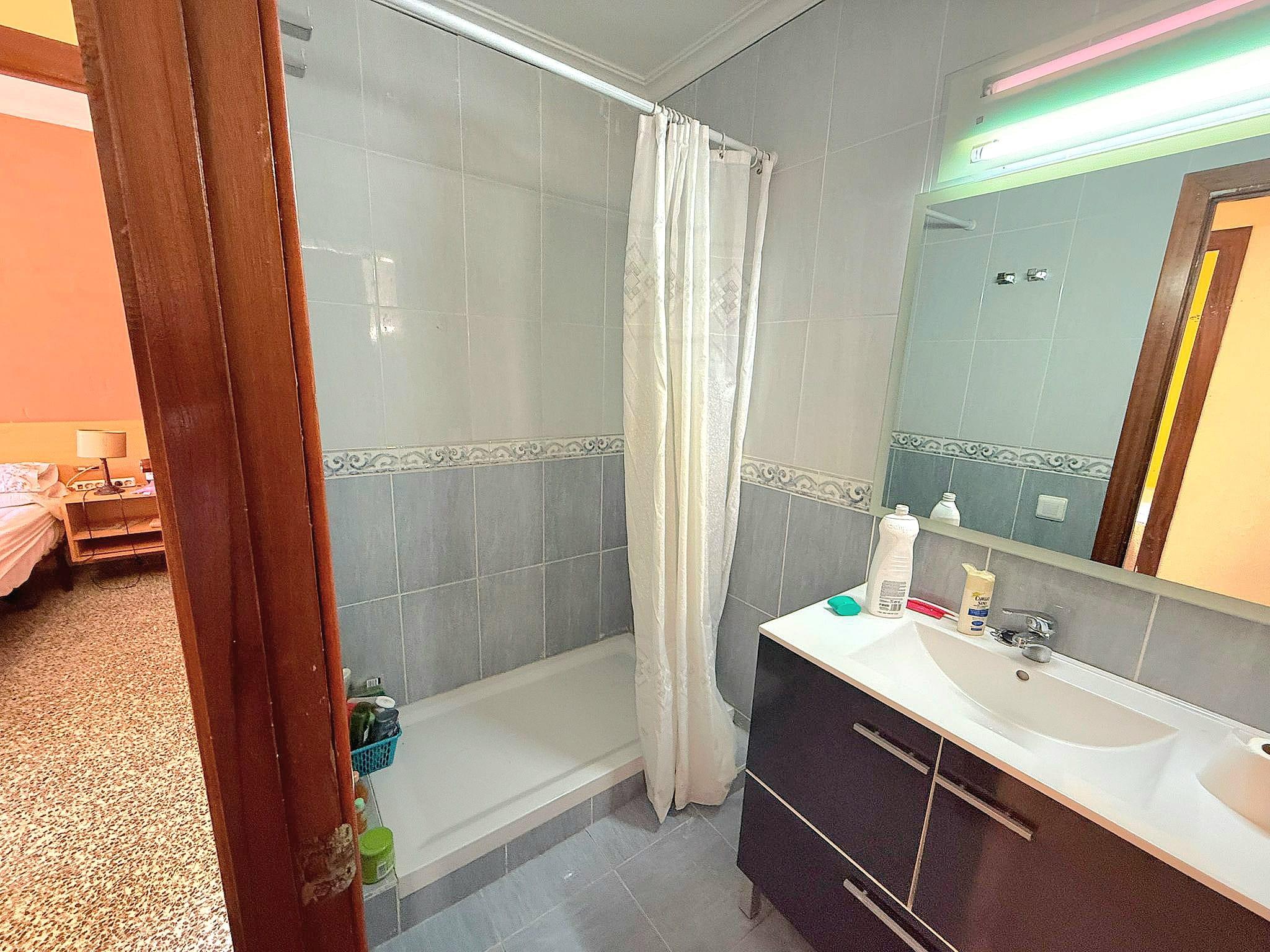 Imagen 12 Apto. Playa en venta en Calafell / En calafell platja a 100mts del mar.