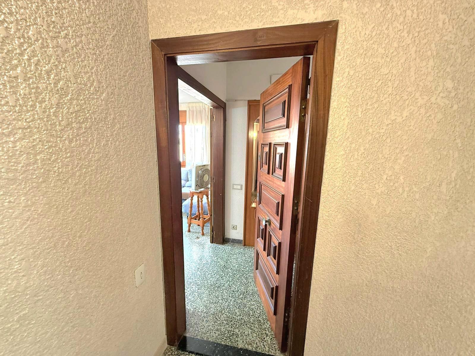 Imagen 2 Apto. Playa en venta en Calafell / En calafell platja a 100mts del mar.