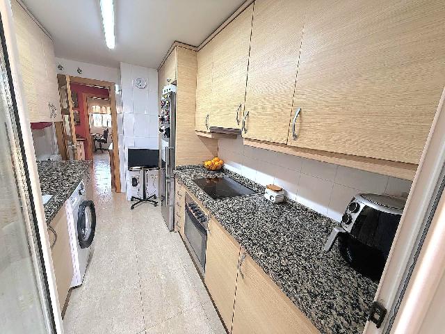 Imagen 18 Inmueble 302102 - Apto. Playa en venta en Creixell / A 100 metros del mar