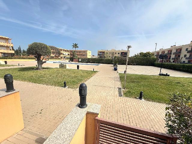 Imagen 2 Inmueble 302102 - Apto. Playa en venta en Creixell / A 100 metros del mar