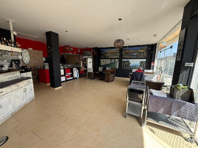 Imagen 9 Inmueble 302117 - Local Comercial en alquiler en Torredembarra / En el Puerto deportivo