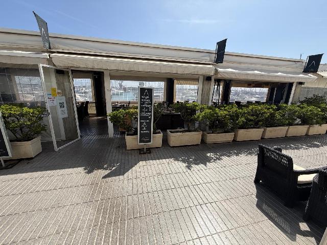 Imagen 2 Inmueble 302117 - Local Comercial en alquiler en Torredembarra / En el Puerto deportivo