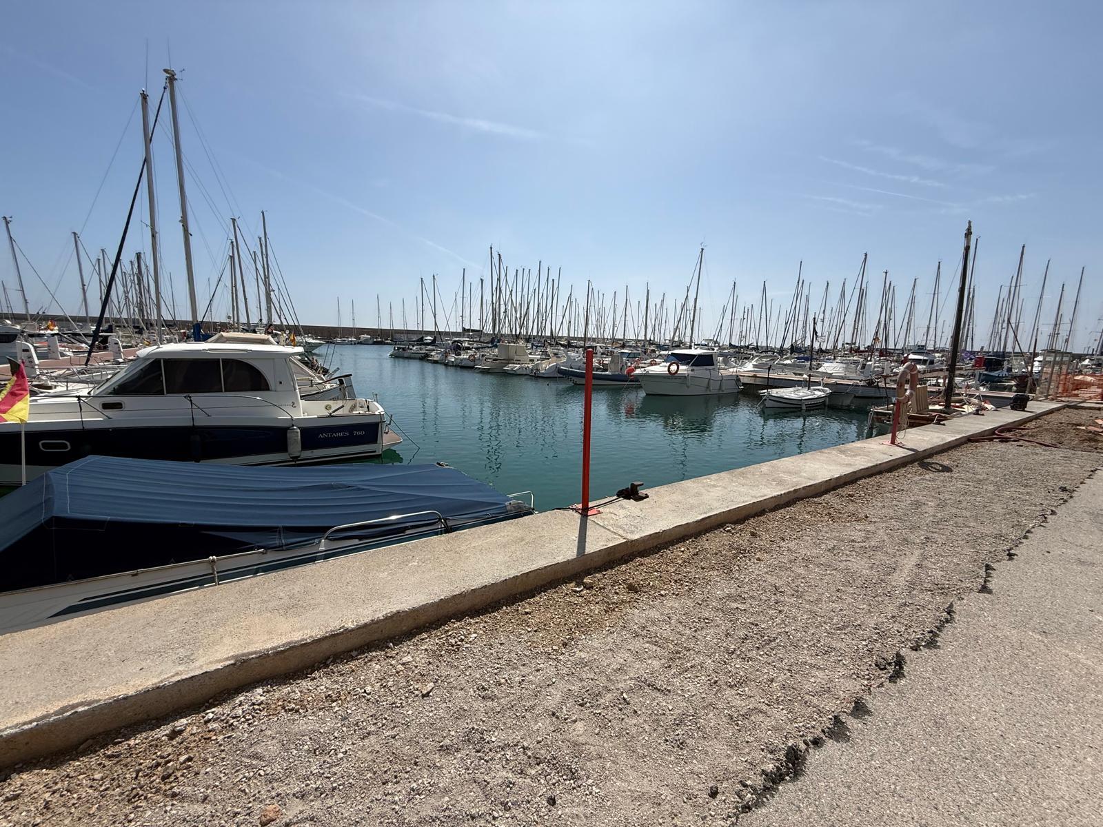 Imagen 4 Local Comercial en alquiler en Torredembarra / En el Puerto deportivo