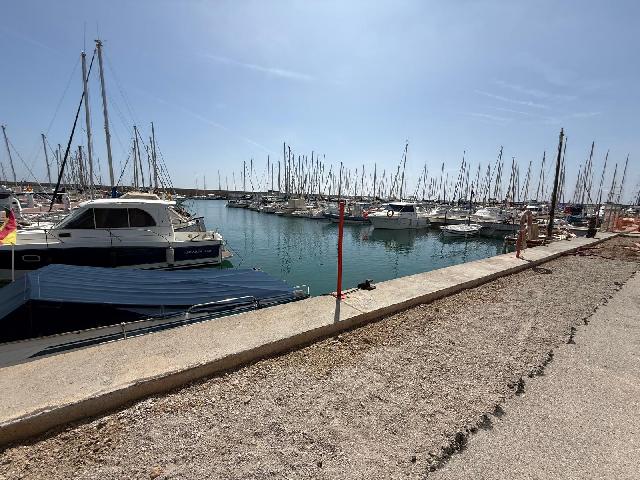 Imagen 4 Inmueble 302117 - Local Comercial en alquiler en Torredembarra / En el Puerto deportivo