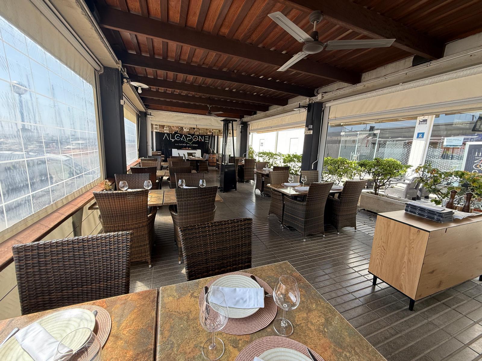 Imagen 1 Local Comercial en alquiler en Torredembarra / En el Puerto deportivo