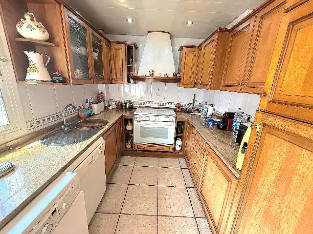 Imagen 11 Inmueble 302664 - Casa Aislada en venta en Calafell / A menos de 600 metros de la Estación de Renfe.