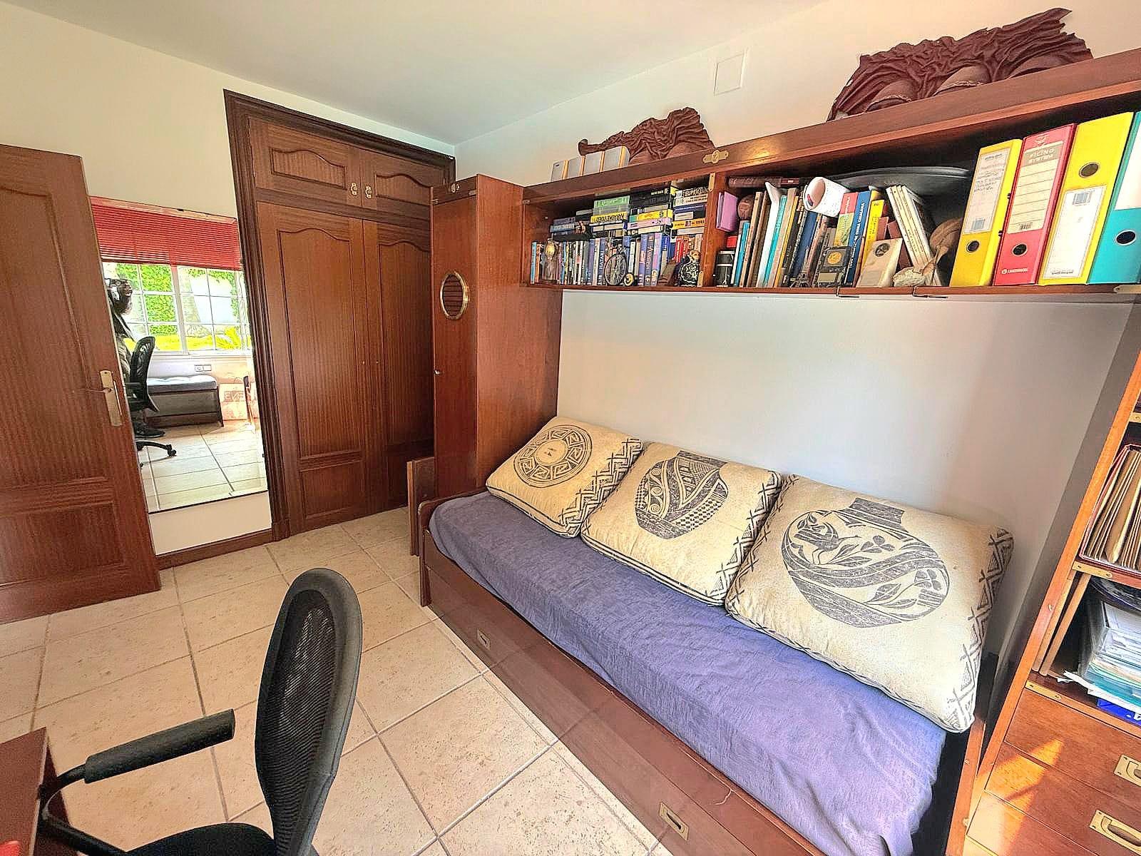 Imagen 16 Casa Aislada en venta en Calafell / A menos de 600 metros de la Estación de Renfe.