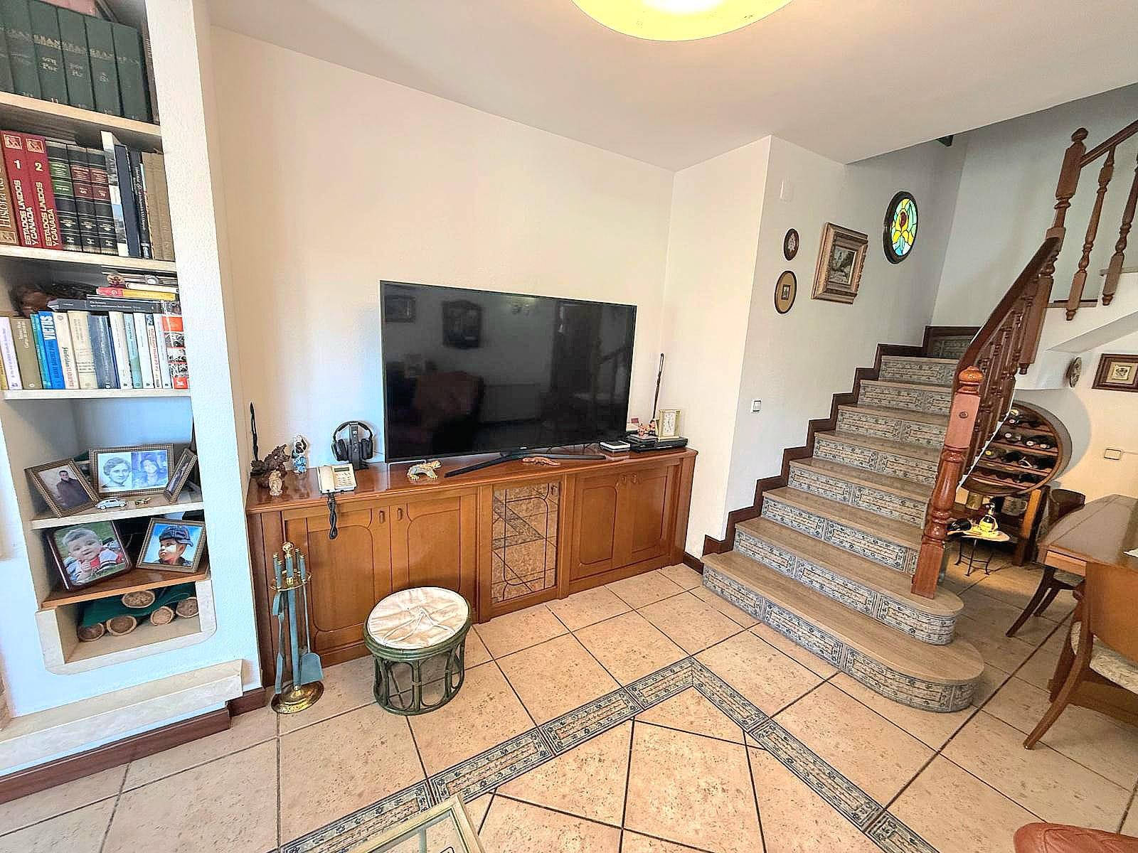 Imagen 7 Casa Aislada en venta en Calafell / A menos de 600 metros de la Estación de Renfe.
